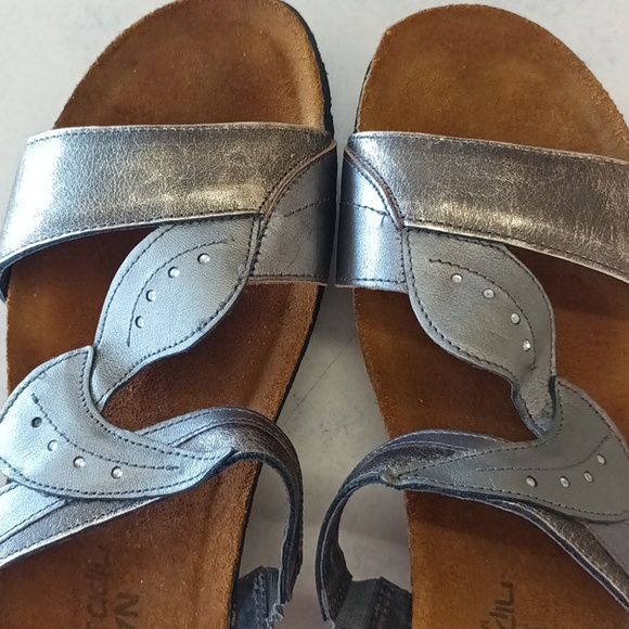 NAOT Kimberly Slide On Silver metallic Leather Sandals Size 42/11-11.5 - Picture 4 of 8